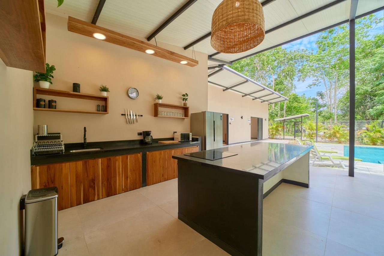 Lalola Villa Privada Cahuita Extérieur photo